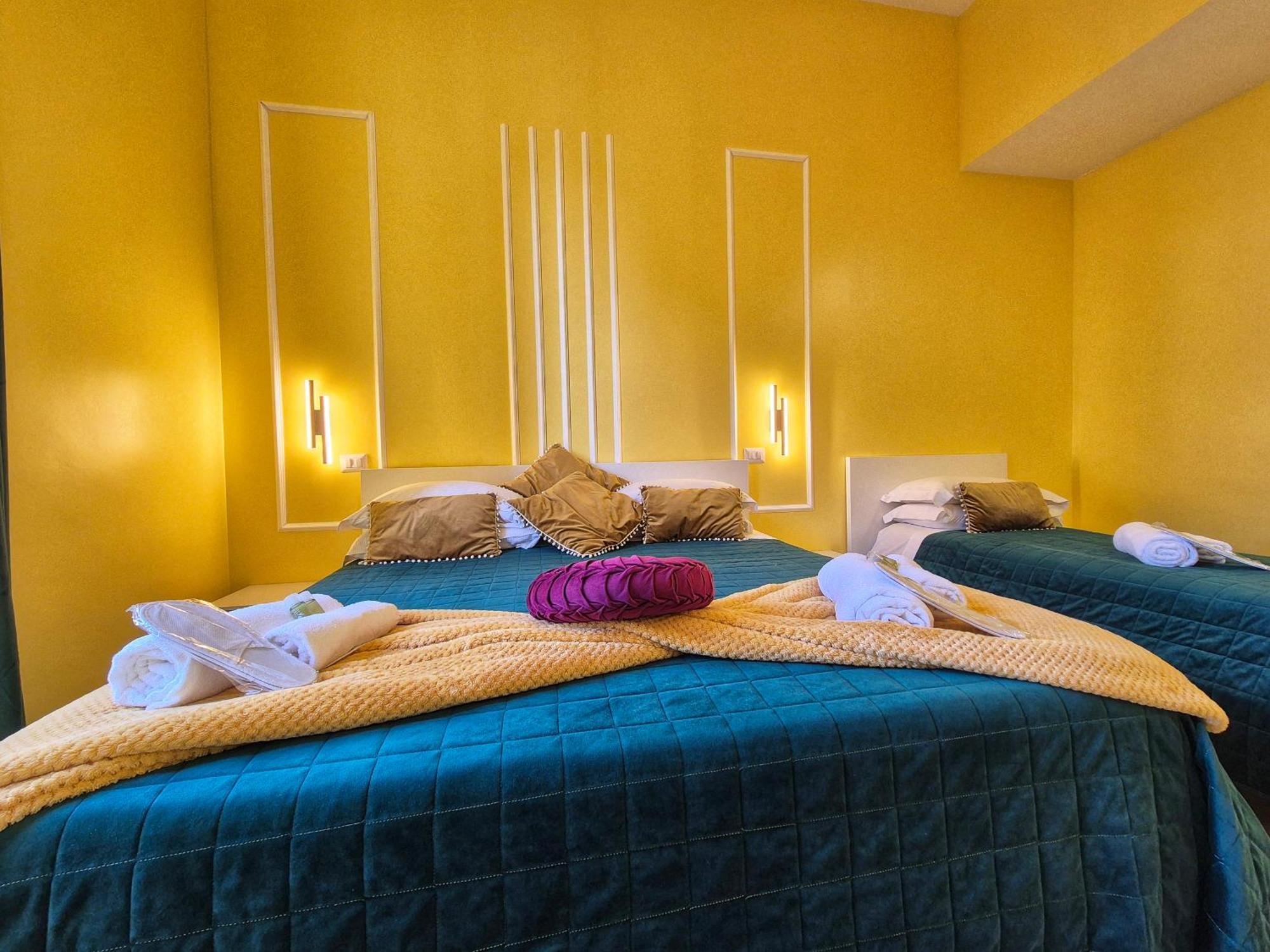 Residenze Serventi Longhi *